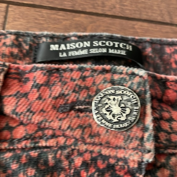 Maison Scotch Slim Fit Corduroy Pants - Picture 3 of 8